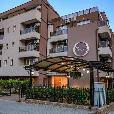 Hotel Zonya Pantai Sunny Luaran gambar