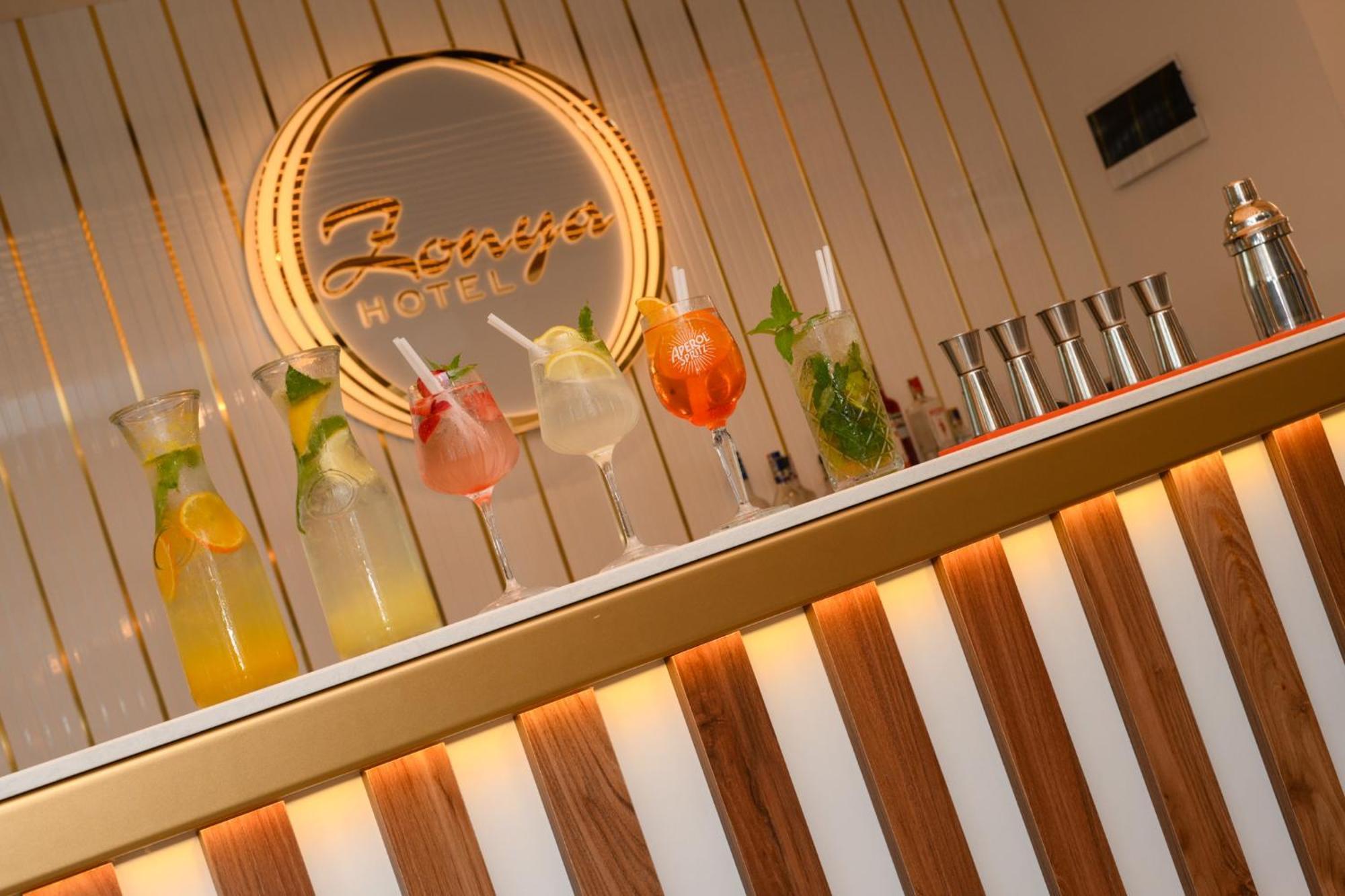 Hotel Zonya Pantai Sunny Luaran gambar