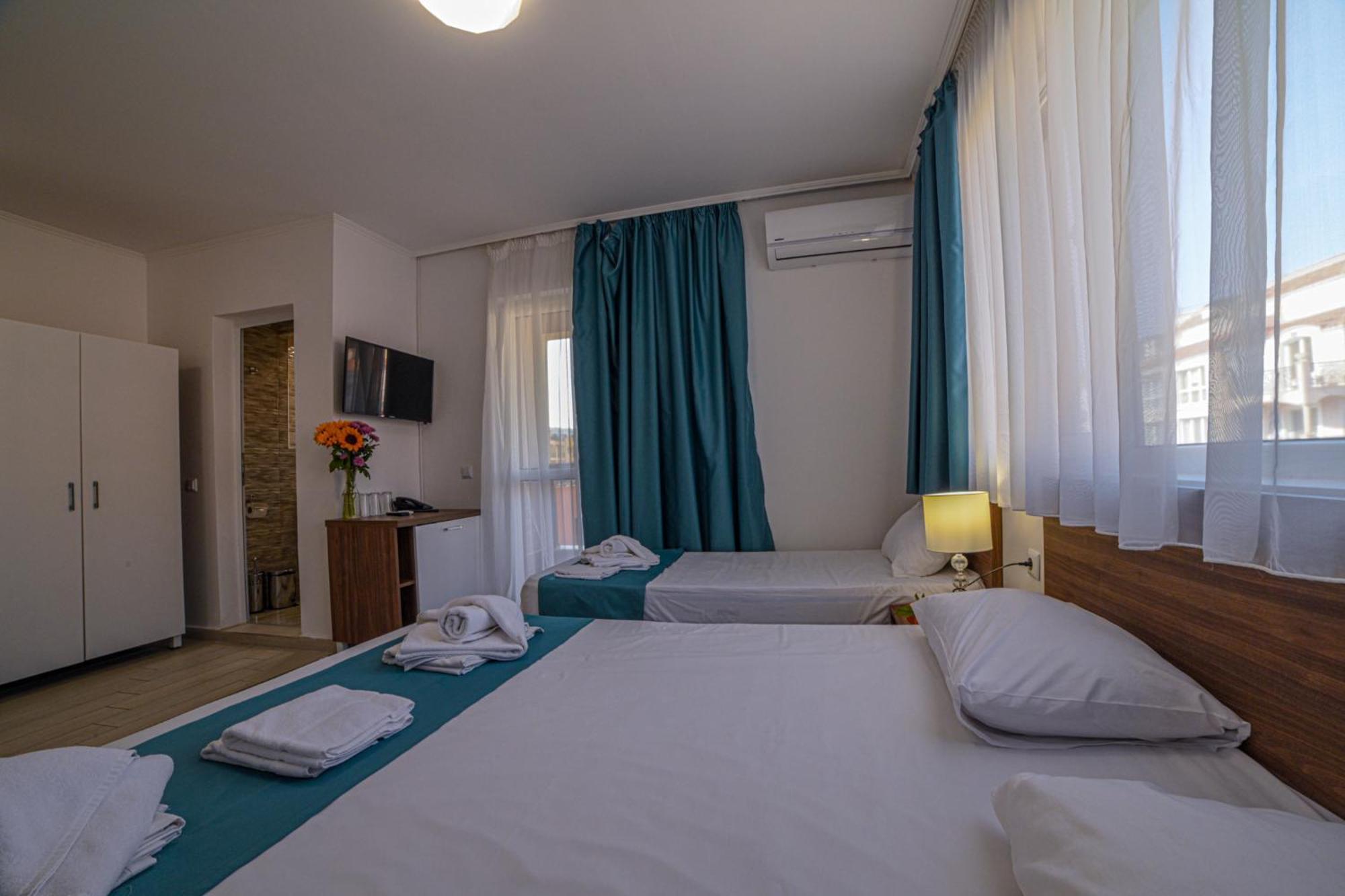 Hotel Zonya Pantai Sunny Luaran gambar